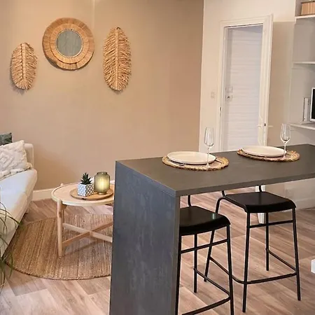 Cream Cocon - Wifi - Centre Apartment Troyes